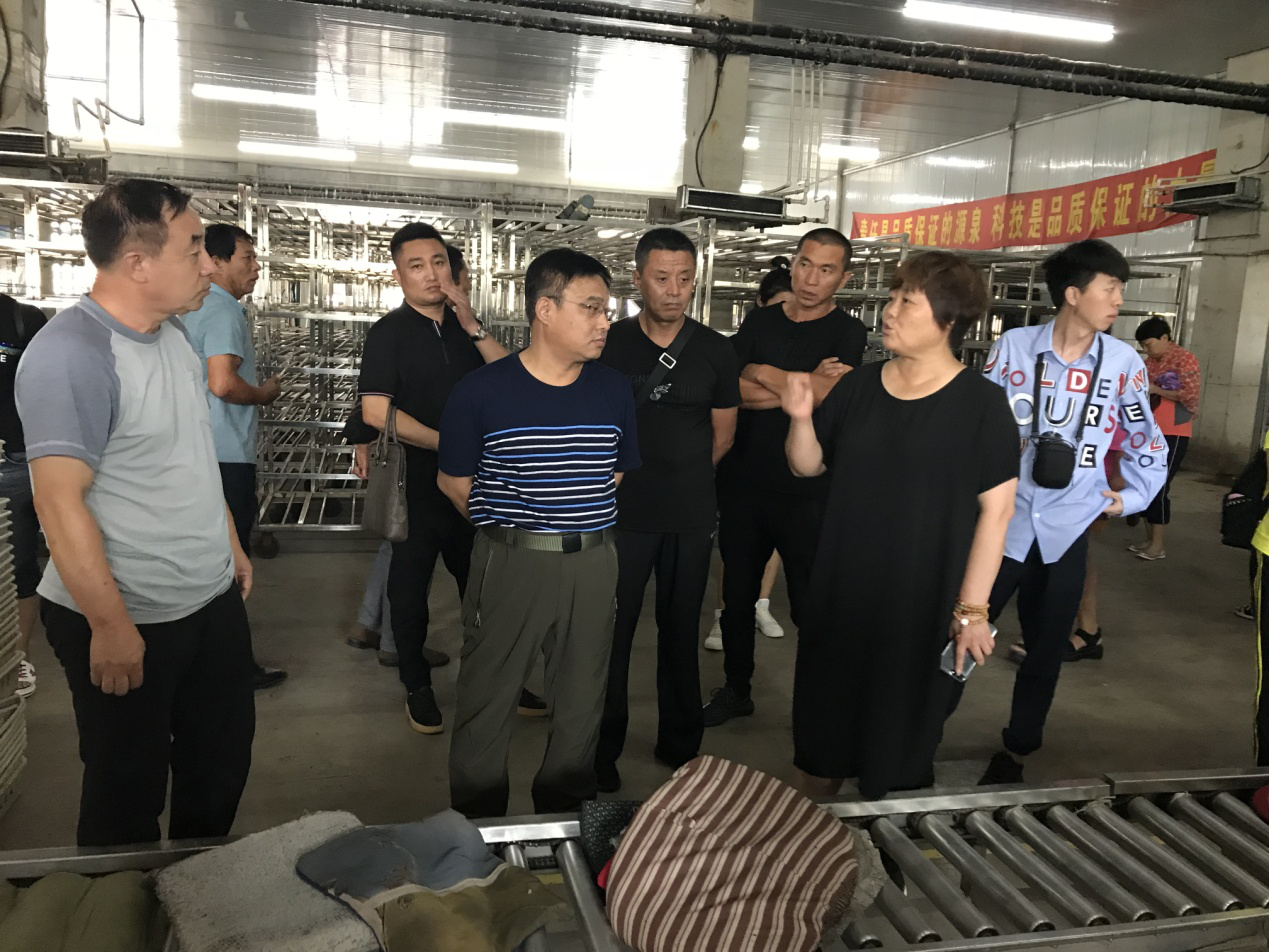 遼寧：省農科院食用菌所專家團隊開展“撫順市優質食用菌生產基地觀摩活動”
