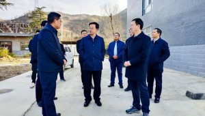 陜西省商洛市商州區(qū)長陳澤勇調(diào)研木耳產(chǎn)業(yè)園建設(shè)情況