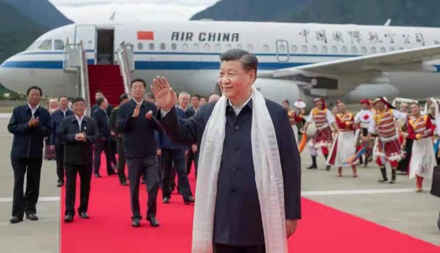 习近平在西藏林芝考察调研
