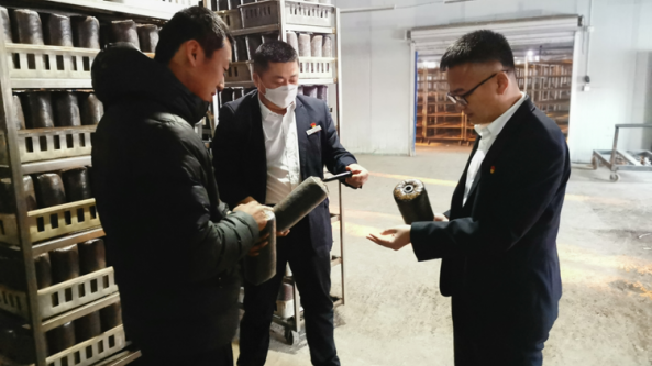 小木耳綻放“致富花” 黑龍江東寧市農商銀行助力鄉村開拓“振興路”