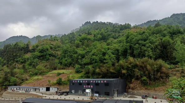 湖北：竹溪縣新洲鎮食用菌產業園農特產品綜合加工就業車間項目竣工