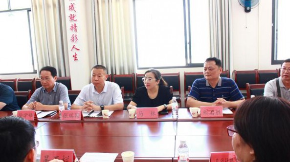 国家和省级专家助推贵州省剑河县红托竹荪产业发展