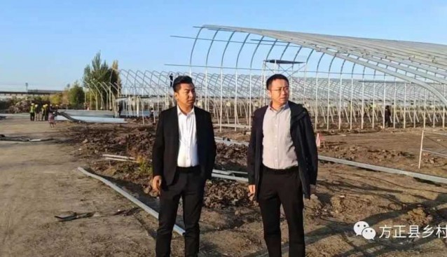 黑龍江方正縣：八名村食用菌基地高標準大棚將投入使用