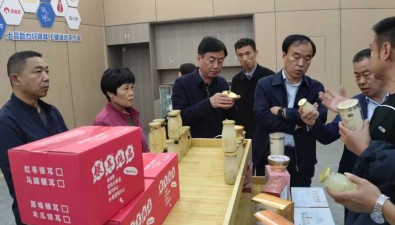 河南清豐縣參觀考察古田縣食用菌產(chǎn)業(yè)發(fā)展情況