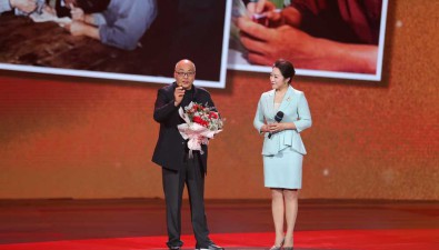 “竹蓀大王”高允旺：為農(nóng)民服務(wù)永遠(yuǎn)在路上