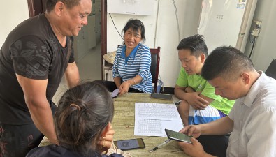 湖南古丈縣：50余名群眾喜領(lǐng)雞樅菌基地務(wù)工費