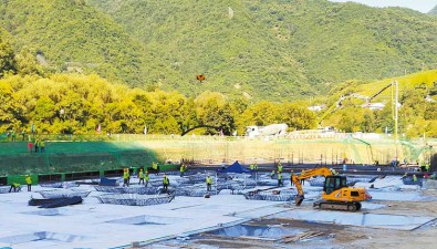 柞水木耳交易中心項目基礎建設進行中