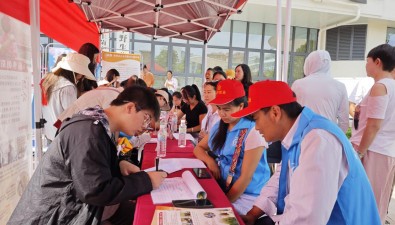 云南南华县2.5万人在“家门口”端上“菌饭碗”